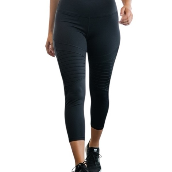 aerie Pants - Aerie Medium Black Moto Cropped Capri Leggings Workout Biker Athleisure Casual
